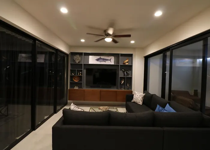 Real Apartment *